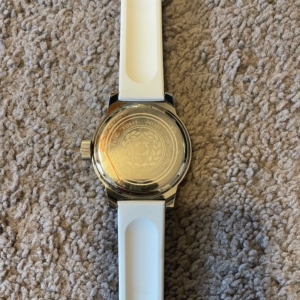 Kenneth Cole reaction watch - Picture 3 of 3